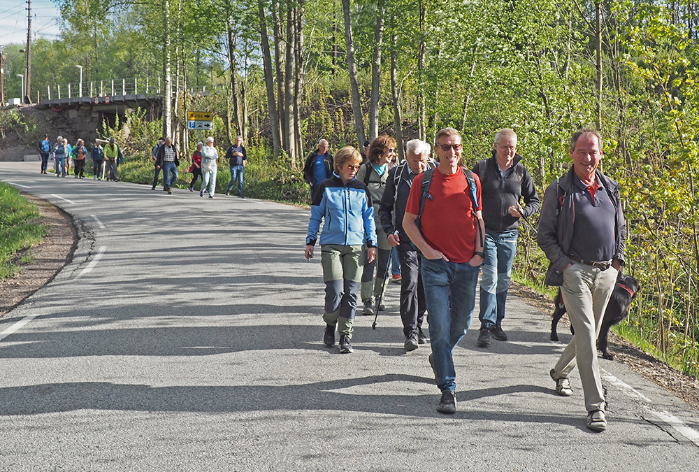 Gjerdrum Historielag på ryggsekktur til Hakadal